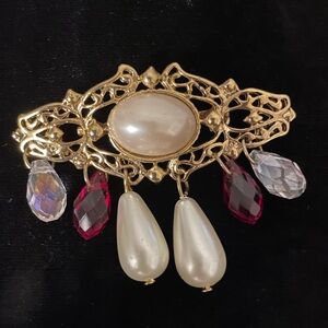Upcycled Goldtone and Faux Pearl Pin